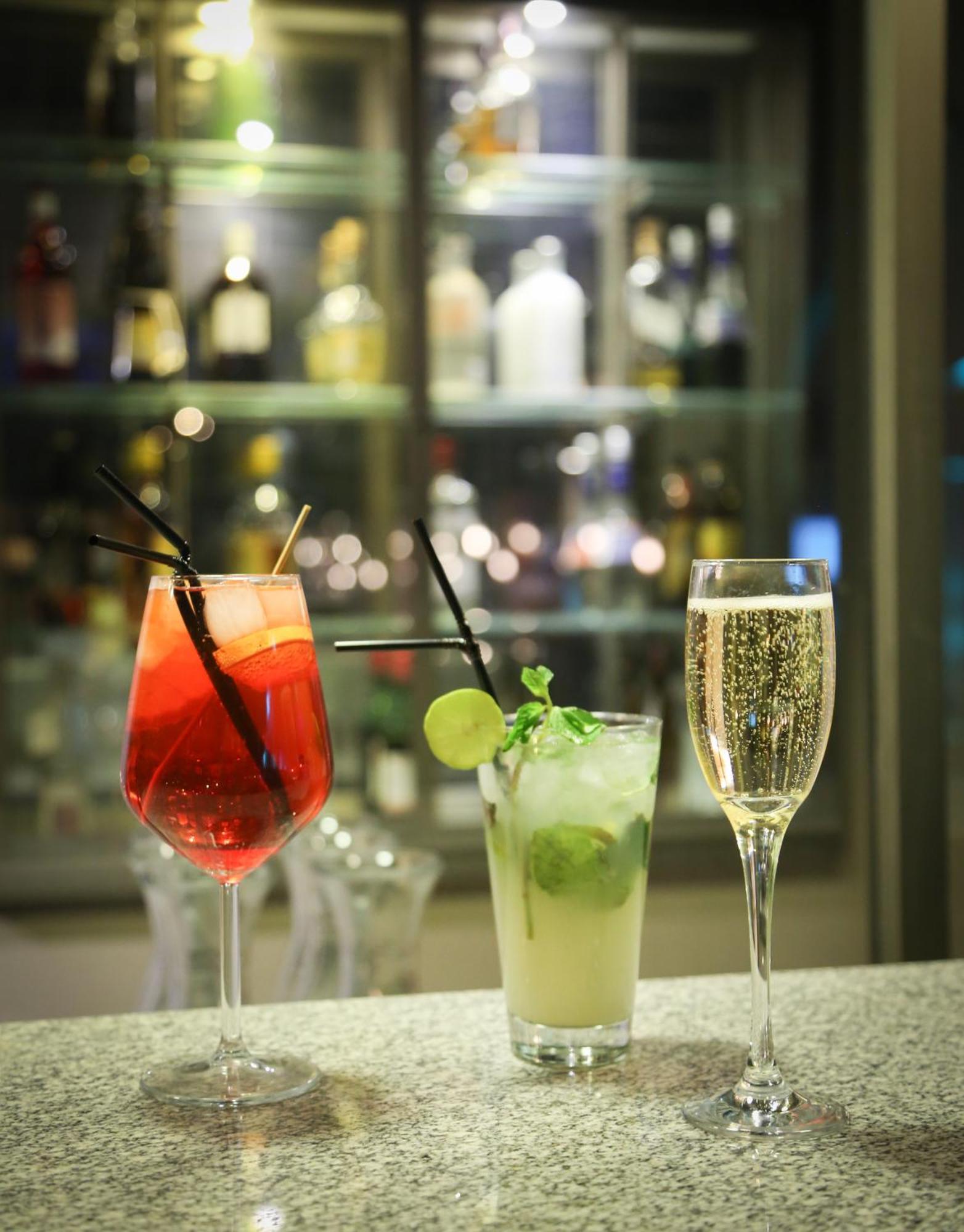 Mds Hotel Calama Eksteriør bilde Cocktails